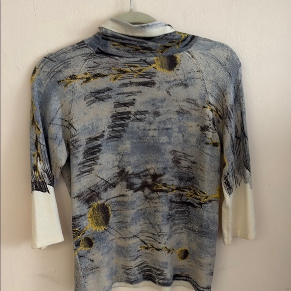 Gray and White Cowl Neck Sweater with Textured Design - Picture 6 of 7